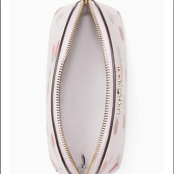 🥳HP🥳 Staci Wild Strawberries Small Cosmetic Case - Picture 2 of 3